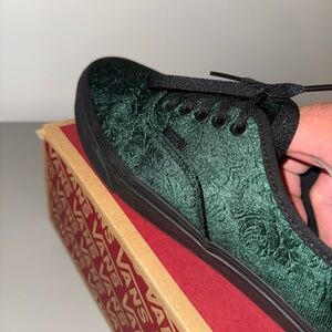 Vans Men's Green Lace Sneakers